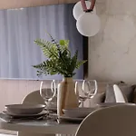 Elegant With Parking & Ac By Renters
