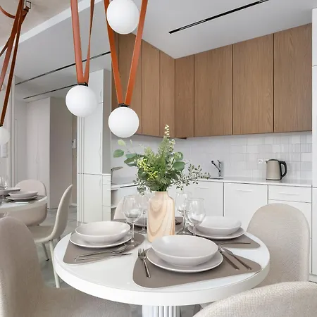 Elegant With Parking & Ac By Renters Appartement Katowice