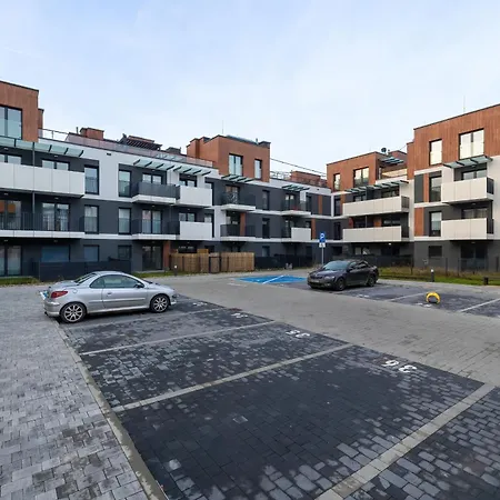 Apartamento Elegant With Parking & Ac By Renters Katowice